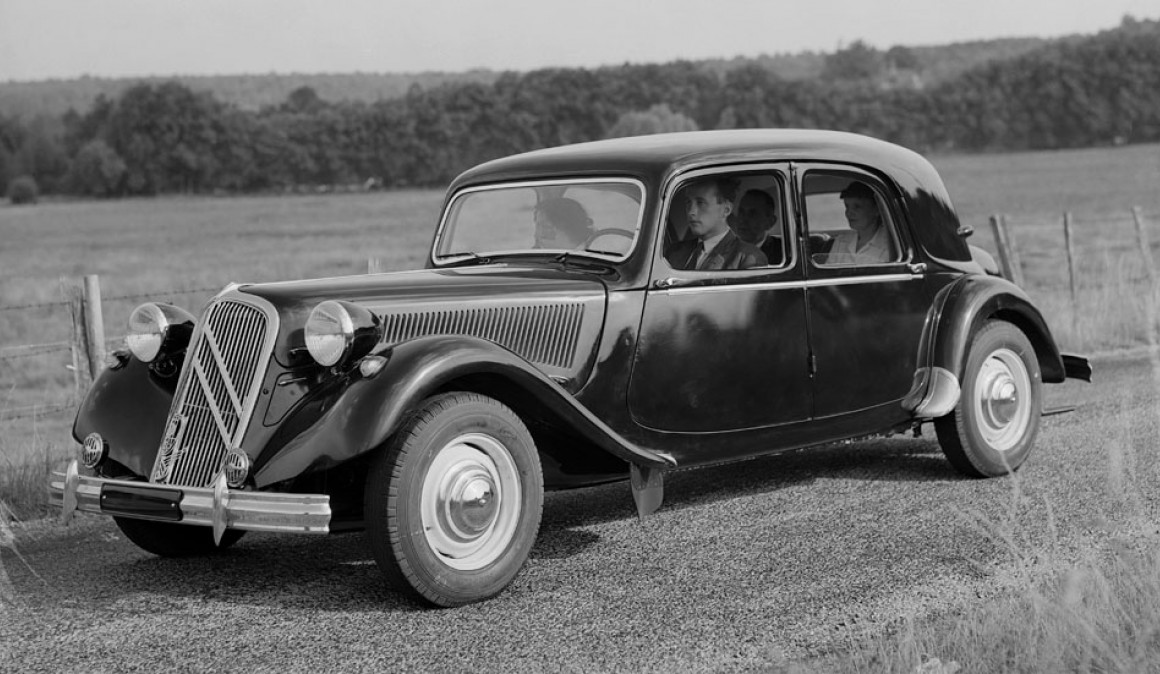 Citroën Traction Avant, bryta formar 1934