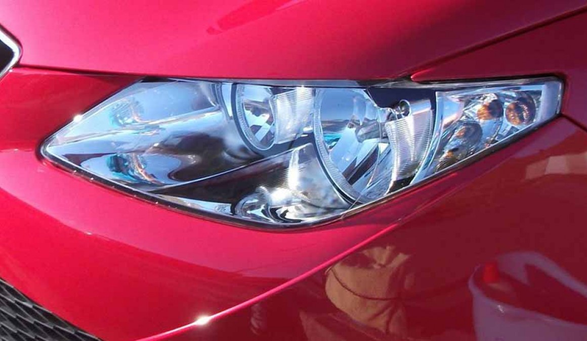 Dubbi: l'utilizzo di lampade alogene in auto sarà vietato?