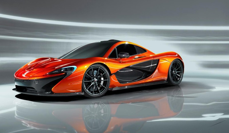 McLaren P1 wnętrze