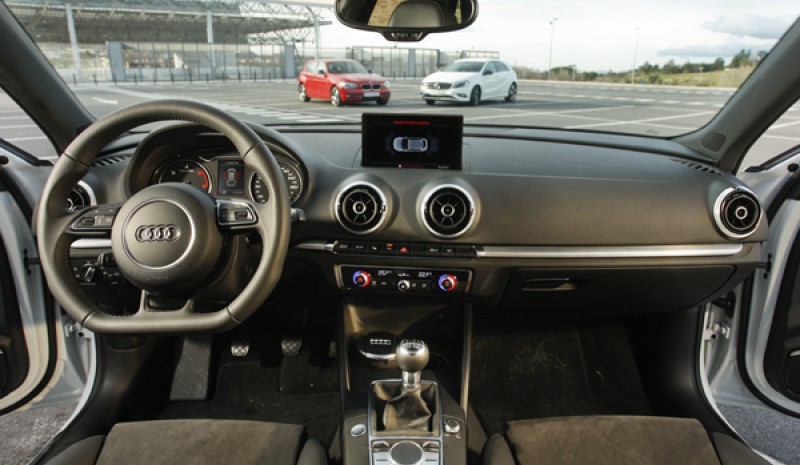 Vertailu: Audi A3 Sportback 2.0 TDI vs BMW 118d ja Mercedes 200 cdi BE