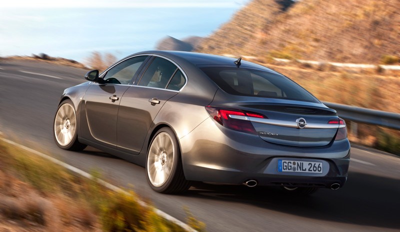 Opel Insignia 2014, i prezzi per la Spagna