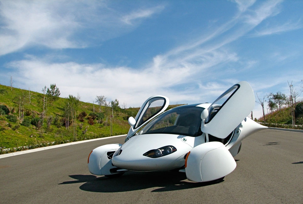 The most absurd futuristic cars in history