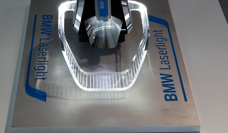 Laser headlights BMW i8 (prototype)