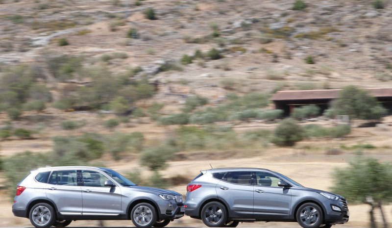 Vertailu: BMW X3 xDrive20d vs. Hyundai Santa Fe 2.2 CRDi 4x4
