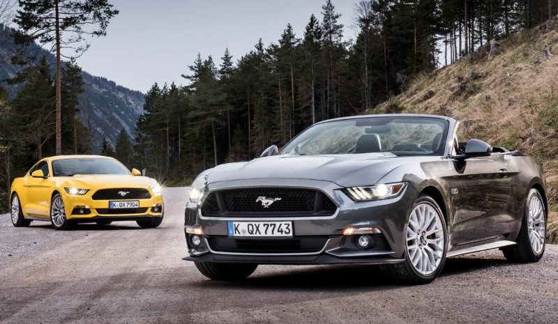 Contact: Ford Mustang Convertible 2015