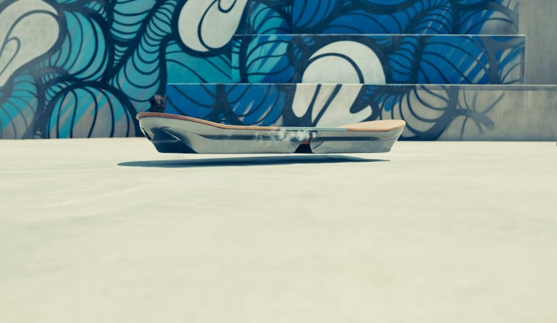 Lexus Hover, den flygende skateboard