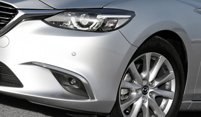 Vertailu: Mazda 6 2.2D, 1,6 dCi Renault Talisman ja VW Passat 2.0 TDI