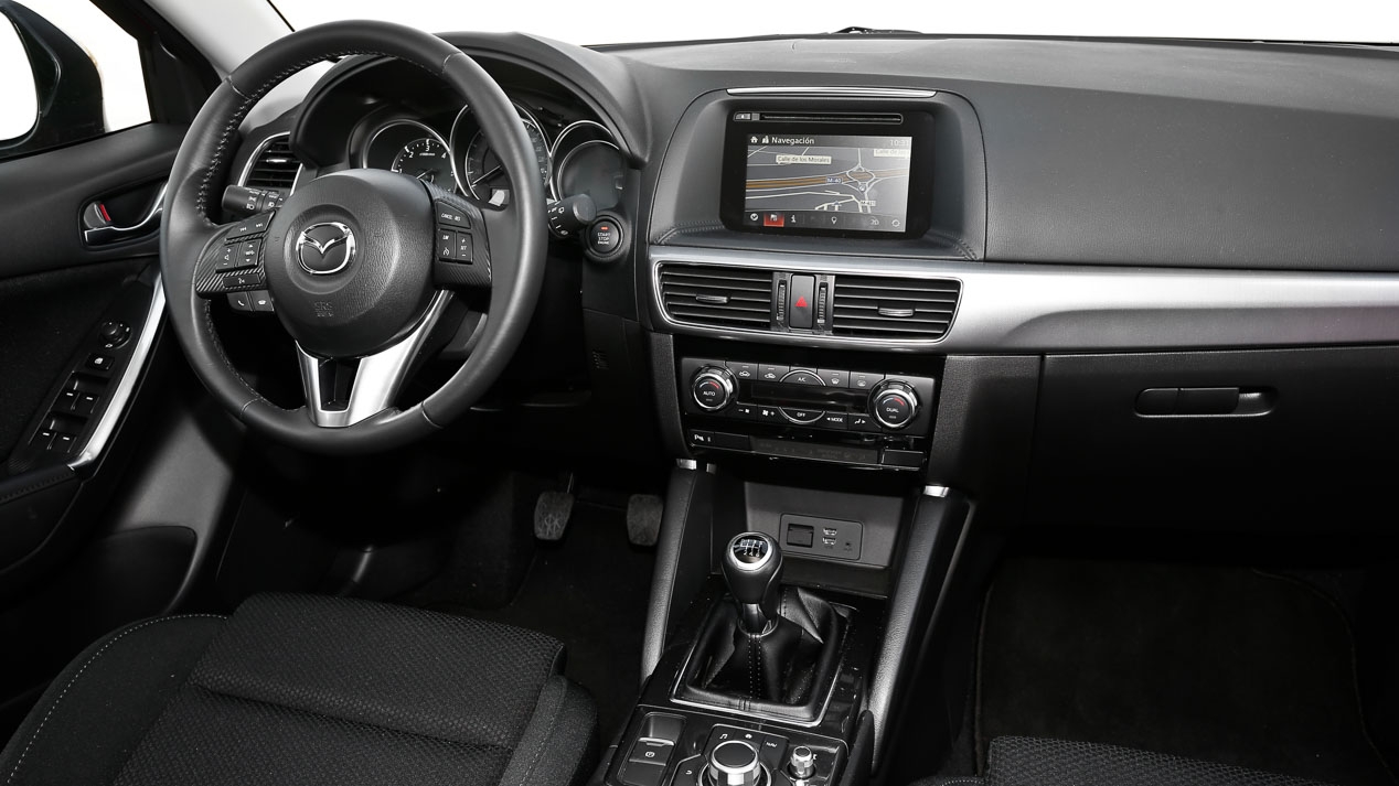 Obrazy testowe Mazda CX-5 Black Tech Edition