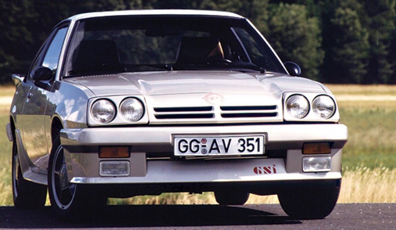 Opel Manta GT / E: coupe staromodny