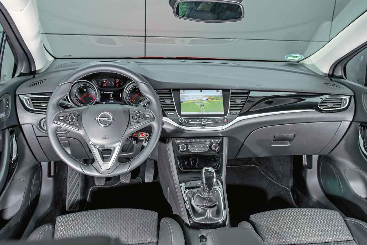 Novo Honda Civic contra Hyundai i30, Opel Astra e VW Golf