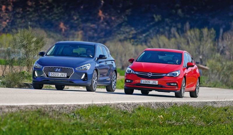 Jämförelse: Hyundai i30 1.4 T-GDI vs Opel Astra 1,4 Turbo