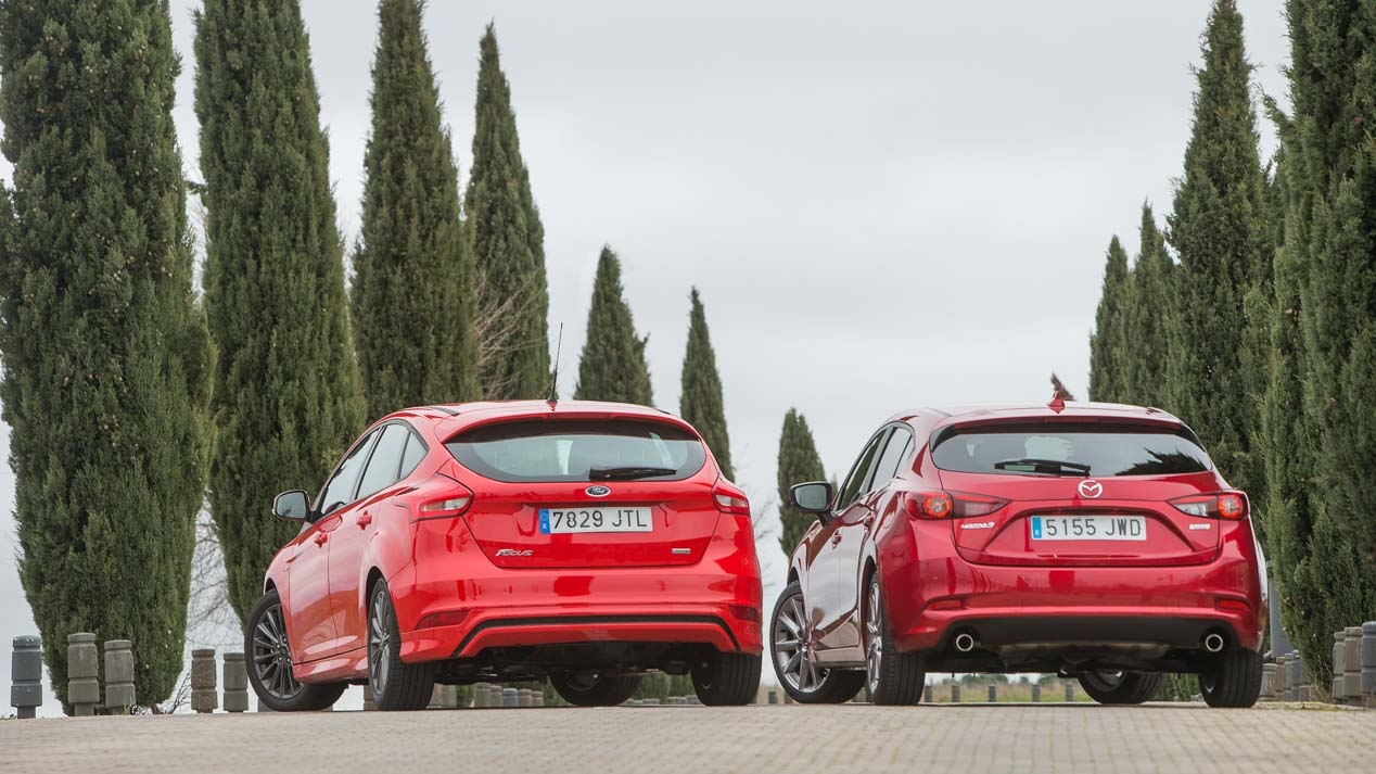 Ford Focus vs Mazda3