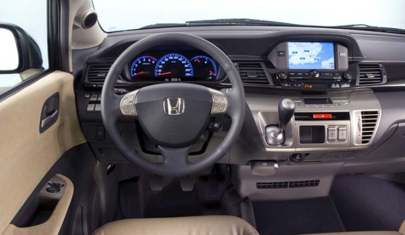 Honda FRV