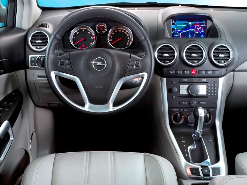 Opel Antara 2013 forbedret design og udstyr
