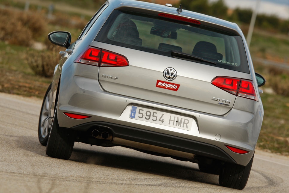 Comparison: Volkswagen Golf vs Seat Leon and Audi A3
