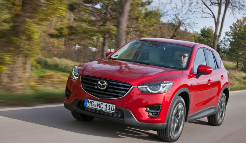 Kontakt: Mazda CX-5 2015 framgångsrikt förstärkt