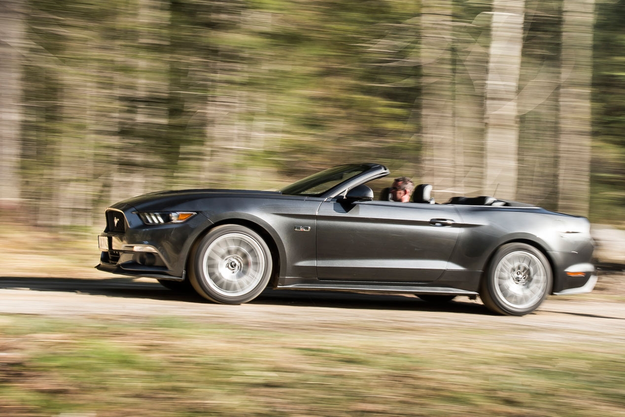 Ford Mustang Convertible 2015