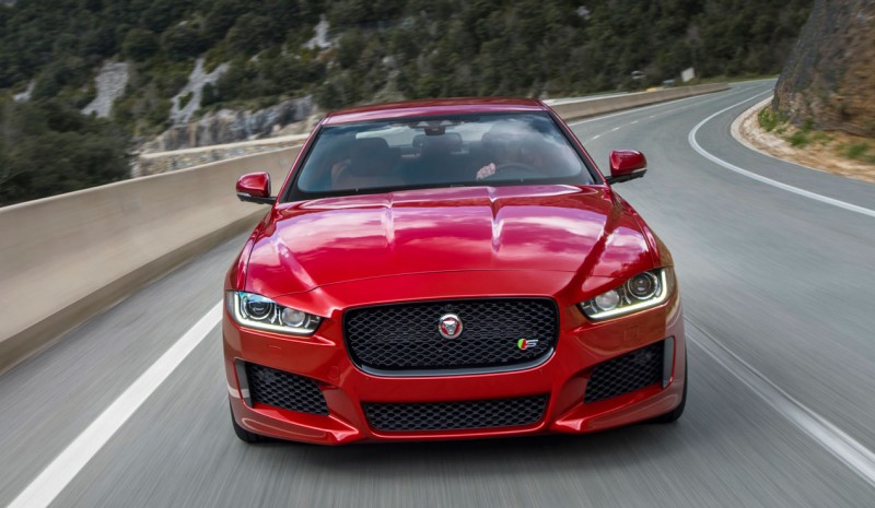 Contact: Jaguar XE-S 3.0 SC, compact and sporty