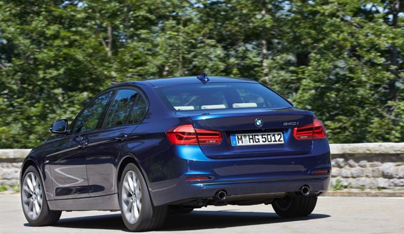 最初のテスト：2015 BMW 340iシリーズ、強化された敏捷性