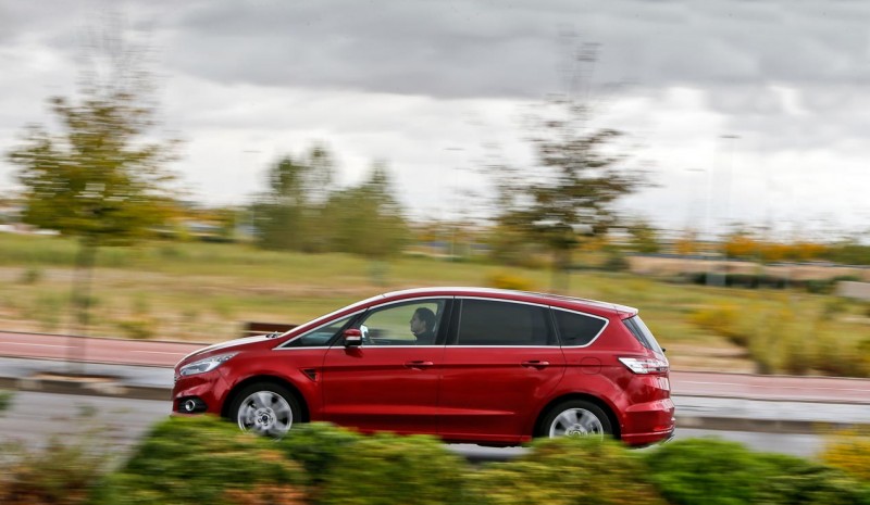 S MAX Ford, Renault Espace and Seat Alhambra: 7 seats minivans