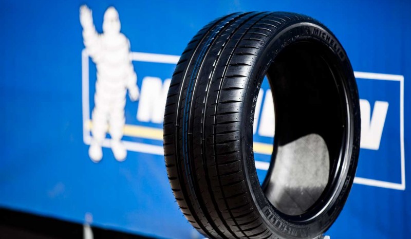 Michelin Pilot Sport tire 4 in pictures