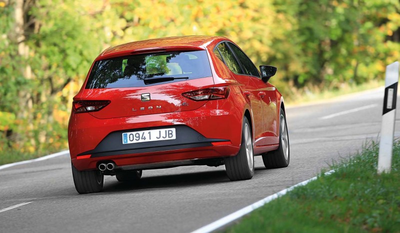 Opel Astra, Ford Focus, Peugeot 308 et Seat Leon: Quel est le meilleur?