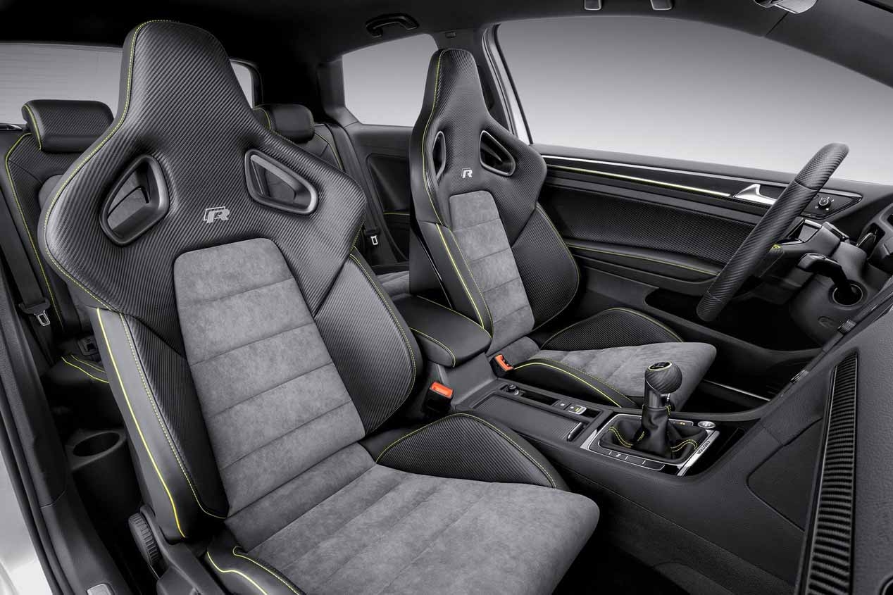 VW Golf R400 Interior