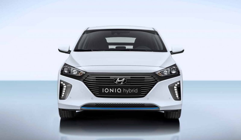 Test Ioniq della nuova ibrida Hyundai in immagini