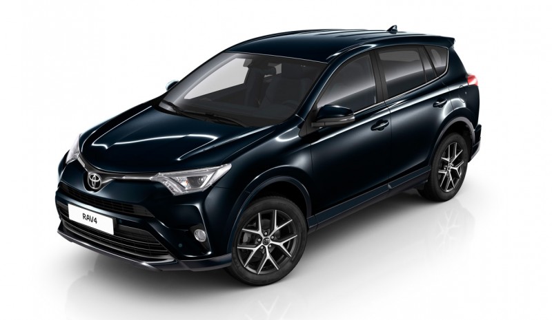 Toyota RAV4: attrezzature aggiornamenti su tutta la gamma