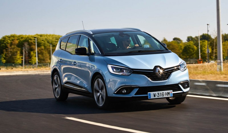 Renault Scénic and Grand Scénic: personal design, with modularity and economical engines