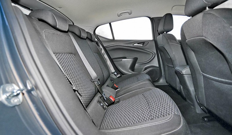 Opel Astra 1.4 Turbo & Seat Leon 1.4