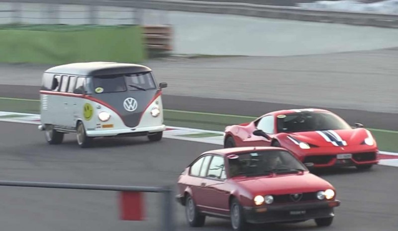 Volkswagen T1 Race Taxi, le tue foto migliori