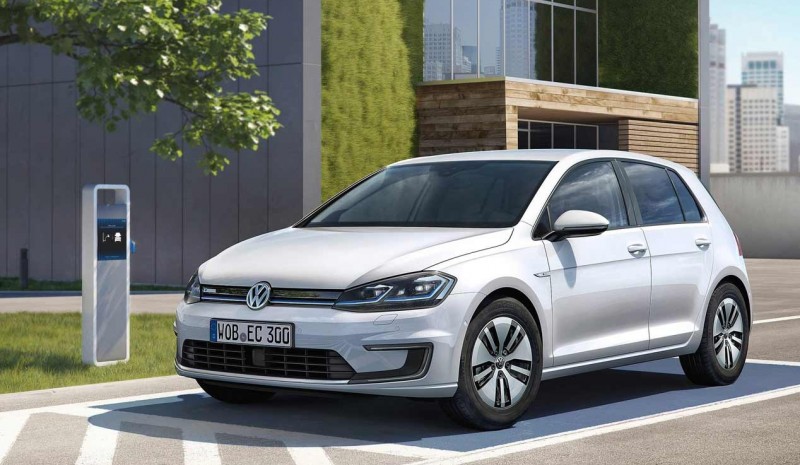 VW e-Golf 2017 bilder av nya elektriska Golf
