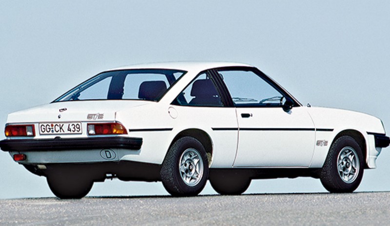 Opel Manta GT / E: en coupe gammeldags