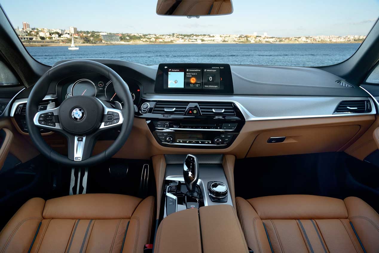 Series BMW interiør mai 2017