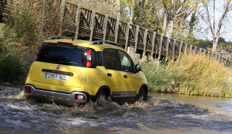How much does the Fiat Panda Cross?
