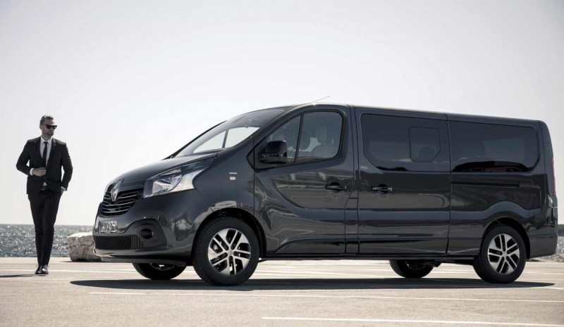 The Renault Trafic SpaceClass in photos
