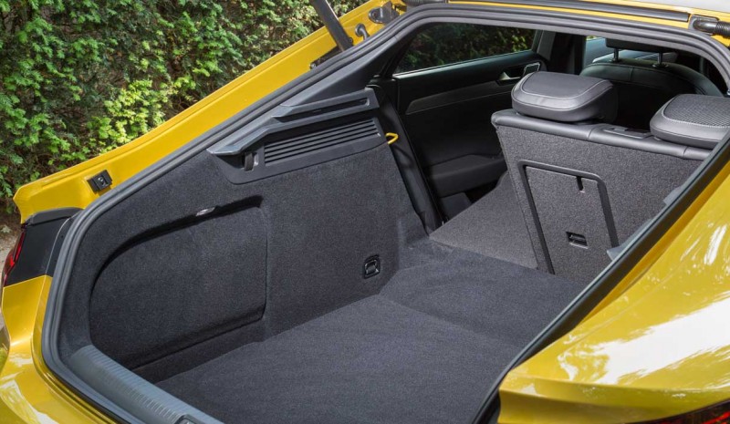 Arteon VW, hatchback coupe 4-drzwiowy premia wieś