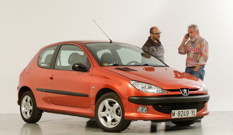 The Peugeot 206 GTi: Photo of small yacht