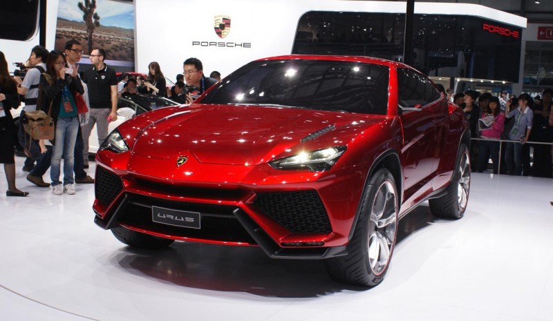 Lamborghini Urus: countdown to the new SUV
